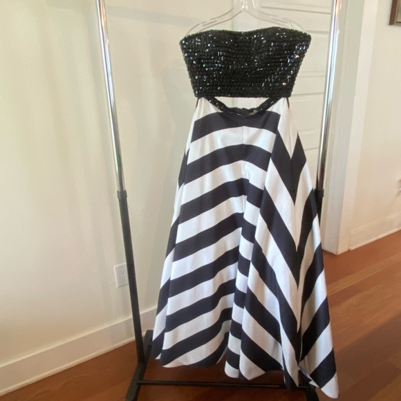 Sherri Hill Dresses & Skirts - Sherri Hill Black and White Evening Two-Piece Dress